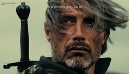 ‘JDB电子游戏官网’双尾辫怎样扎才好看 3个小技巧让双马尾减龄满分